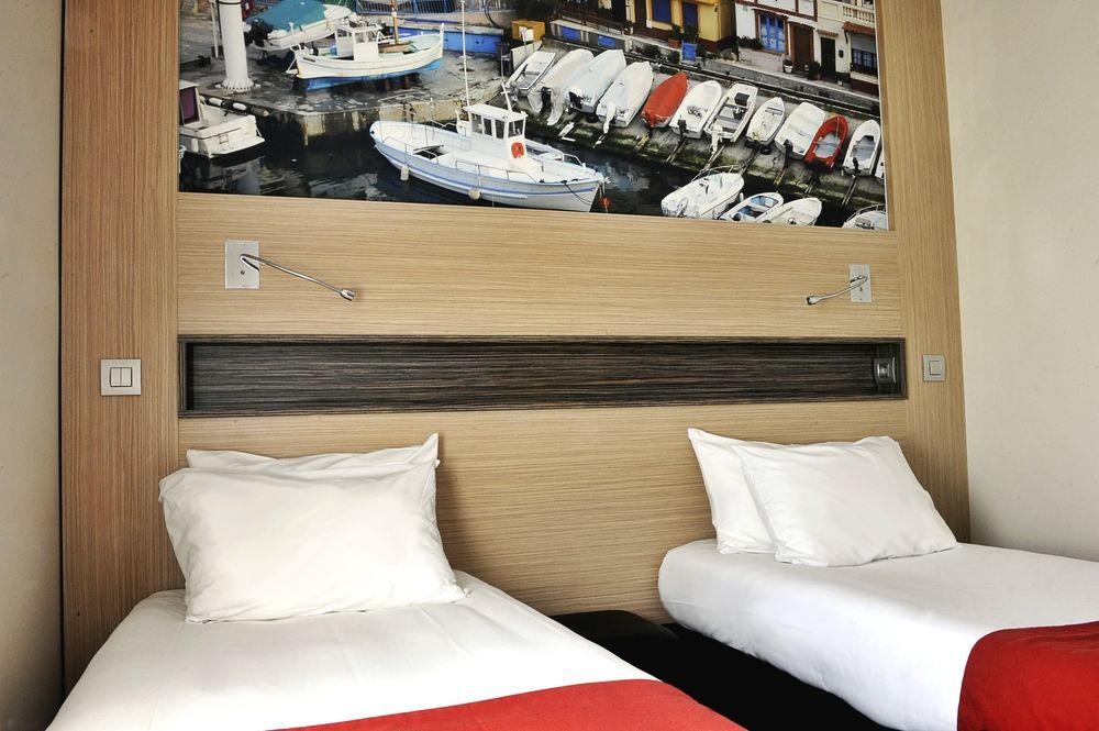 Greet Hotel Marseille Provence Aeroport Vitrolles  Exterior photo