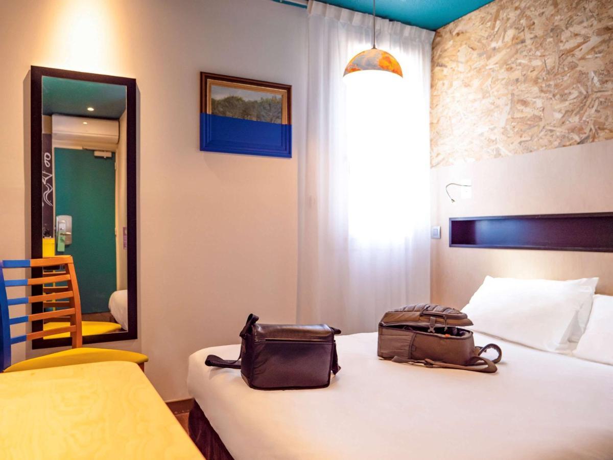 Greet Hotel Marseille Provence Aeroport Vitrolles  Exterior photo